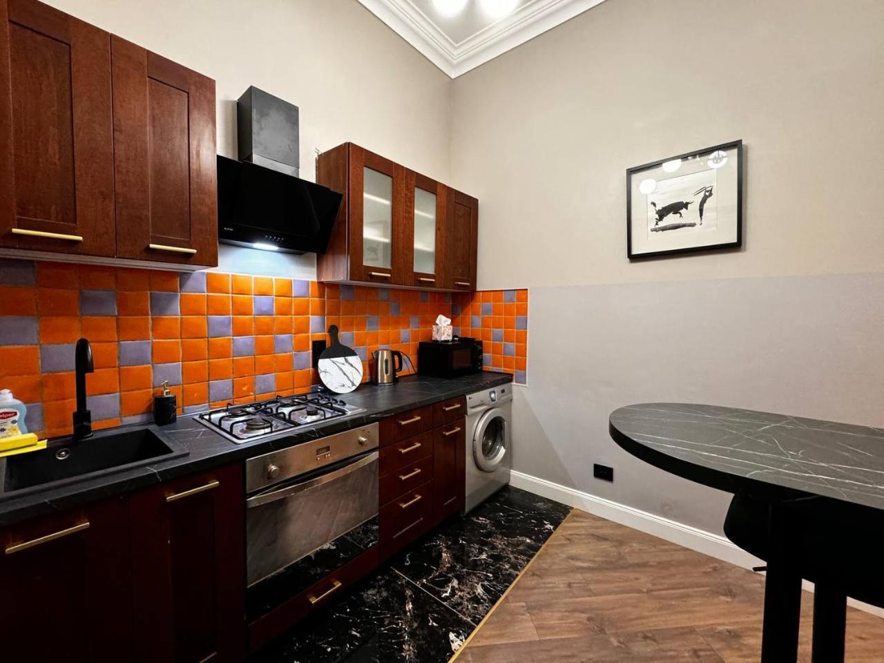 Deribasivska 10 Luxury Apartment オデッサ エクステリア 写真