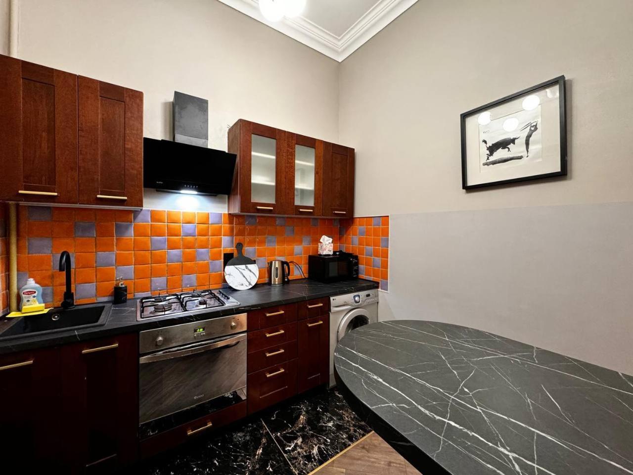 Deribasivska 10 Luxury Apartment オデッサ エクステリア 写真